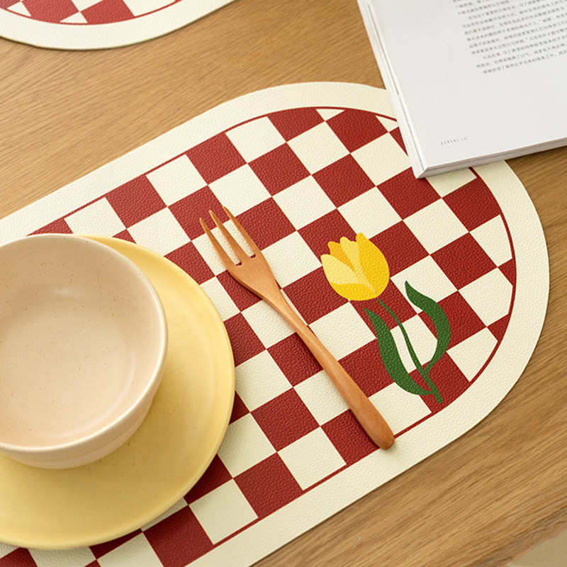 Checkered Leather Placemats - Waterproof Table Mats Set 2/4