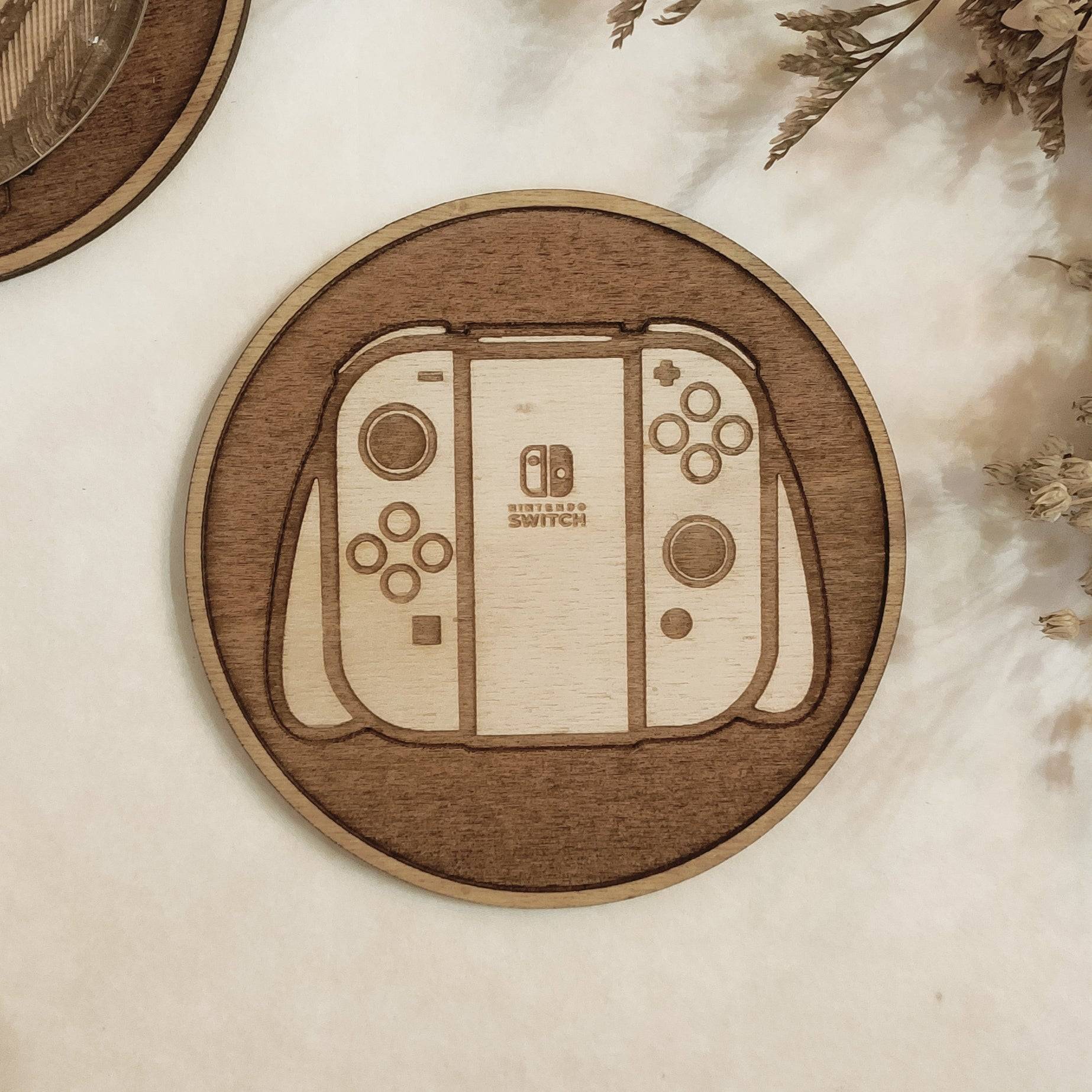 Set of 6 Videogames Controllers Wooden Coasters - Handmade Gift - Housewarming - Wood Kitchenware - Gamer-6